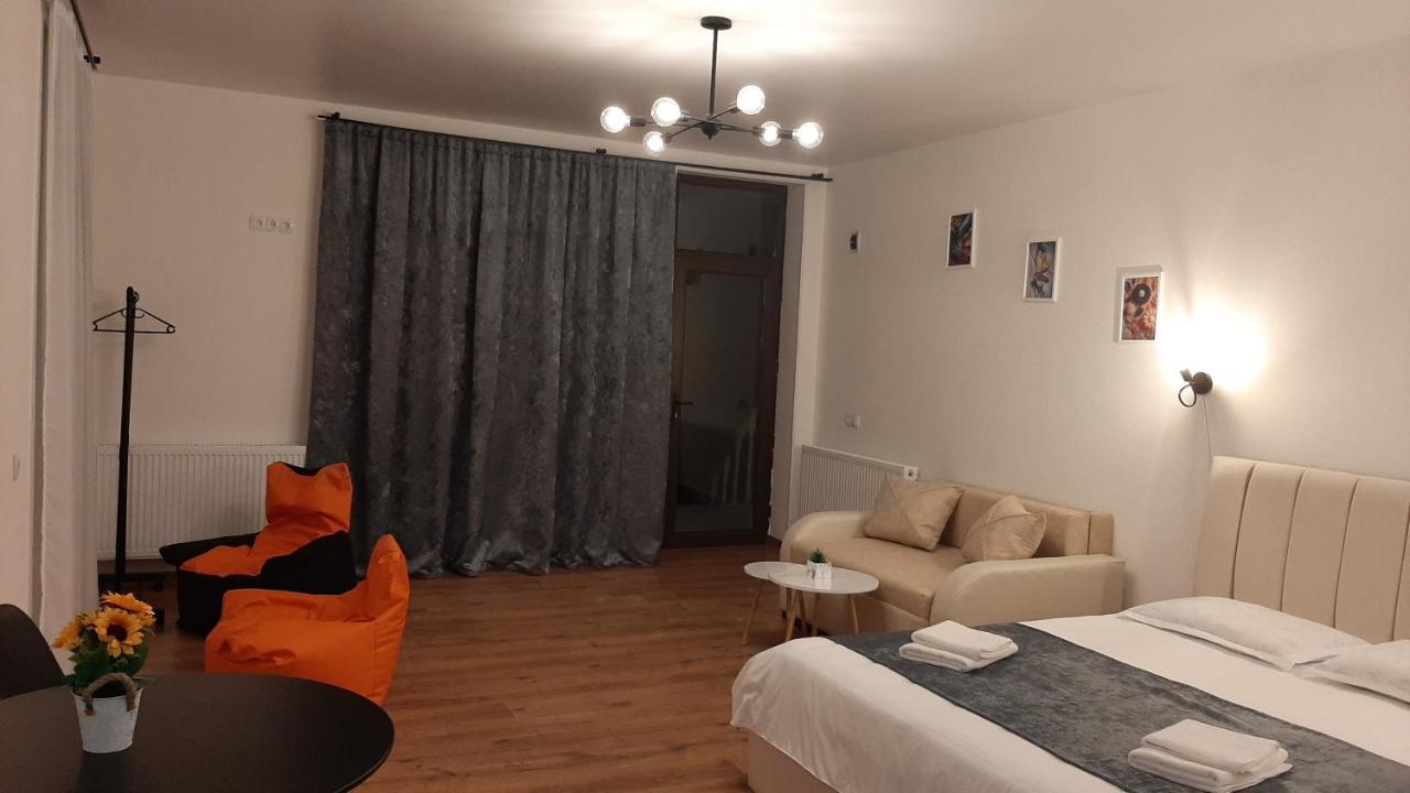 Terkhena Hotel Kazbegi Eksteriør billede