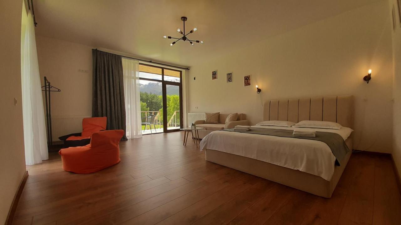 Terkhena Hotel Kazbegi Eksteriør billede