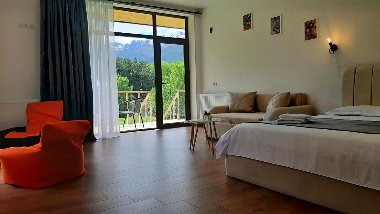 Terkhena Hotel Kazbegi Eksteriør billede