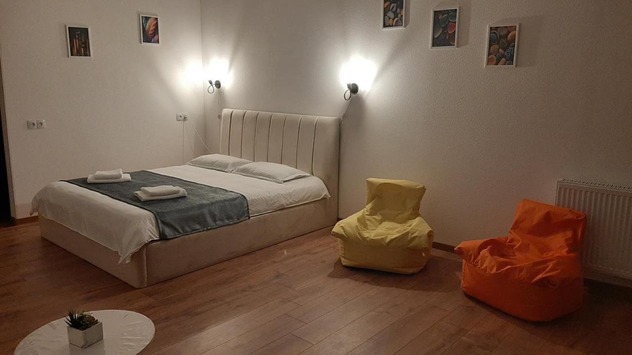 Terkhena Hotel Kazbegi Eksteriør billede