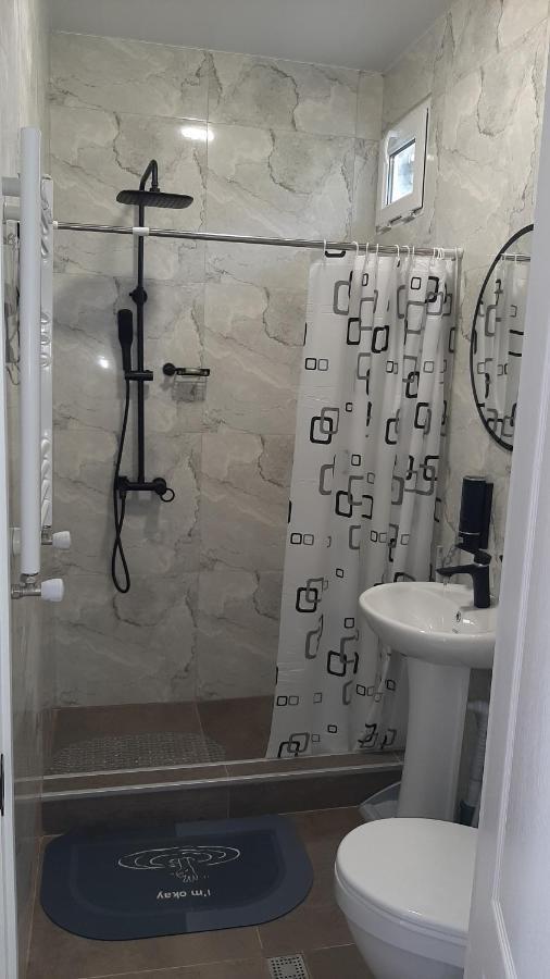 Terkhena Hotel Kazbegi Eksteriør billede